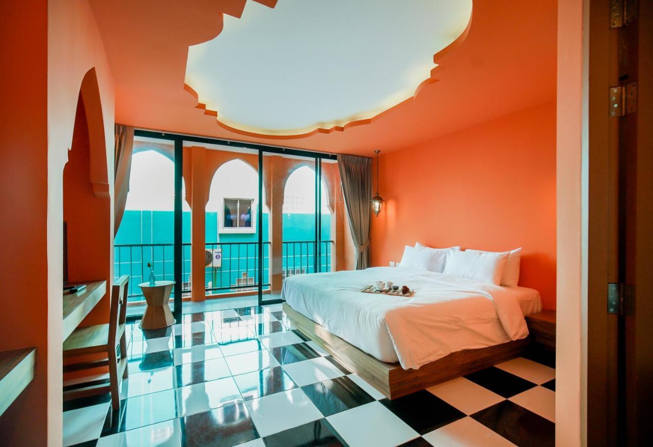 Khaleej Mass Hotel Patong Eksteriør billede