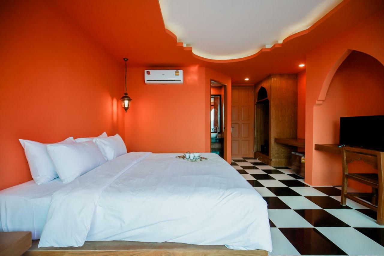 Khaleej Mass Hotel Patong Eksteriør billede