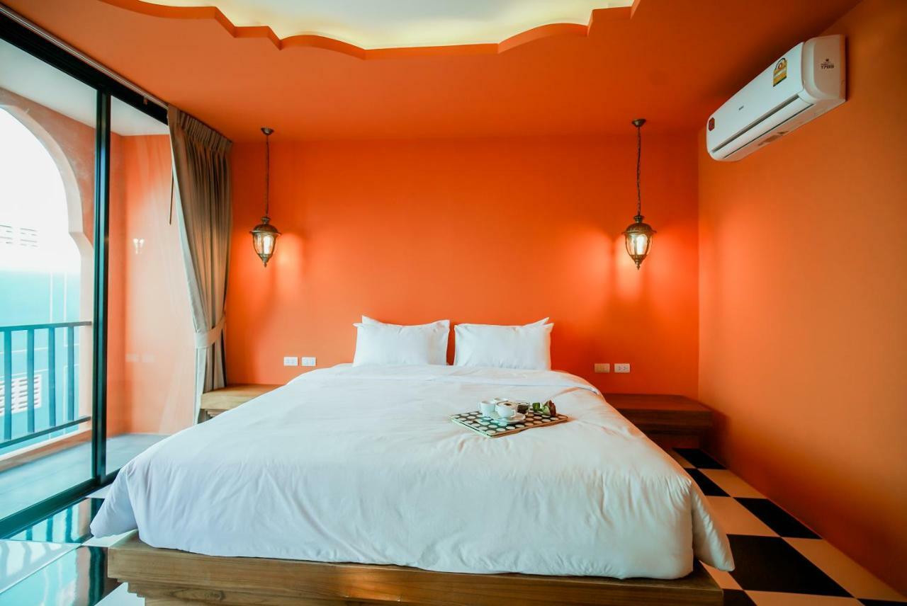 Khaleej Mass Hotel Patong Eksteriør billede